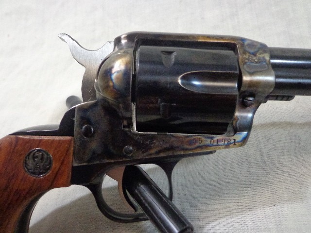 Ruger Vaquero, 45 Colt, 7 1/2 blue/case colored - excellent!-img-5