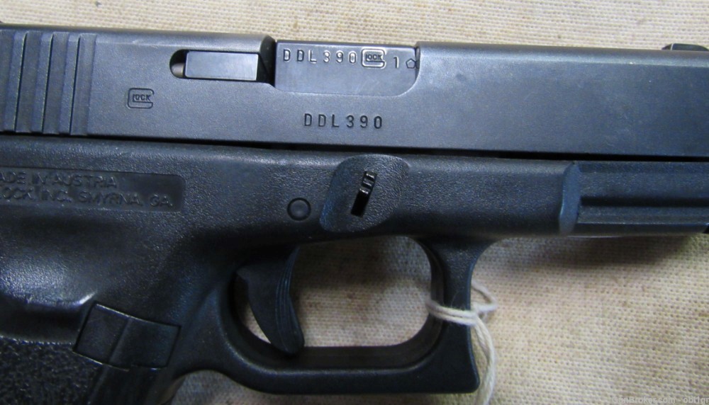 NYPD Issue Glock 19 9mm Semi-Auto Pistol & Box Gen 3 .01 NO RESERVE-img-2