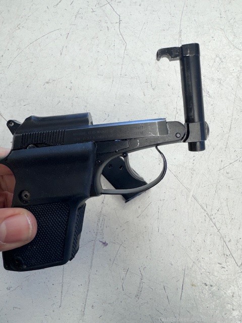 Beretta bobcat 21a .25acp semi auto pistol-img-10