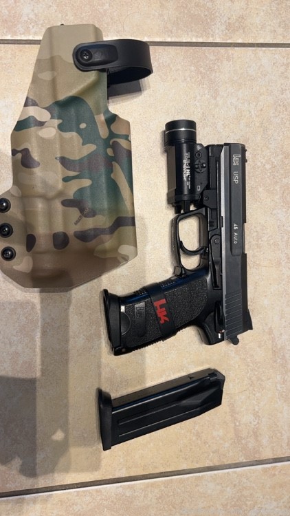 HK USP 45 DUTY/COMP PACKAGE!! INCLUDES LIGHT AND QLS HOLSTER-img-0