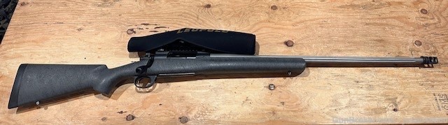 7mm-300 Winchester 70 Laredo fluted Leupold Mark 4 8.5-25 X 50mm-img-0