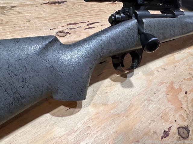 7mm-300 Winchester 70 Laredo fluted Leupold Mark 4 8.5-25 X 50mm-img-7