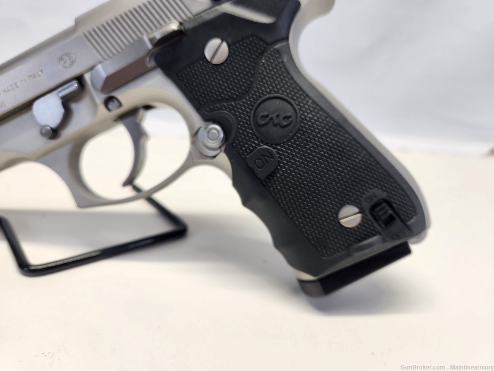 Beretta 92FS Inox | 9mm | Lightly Fired -img-5