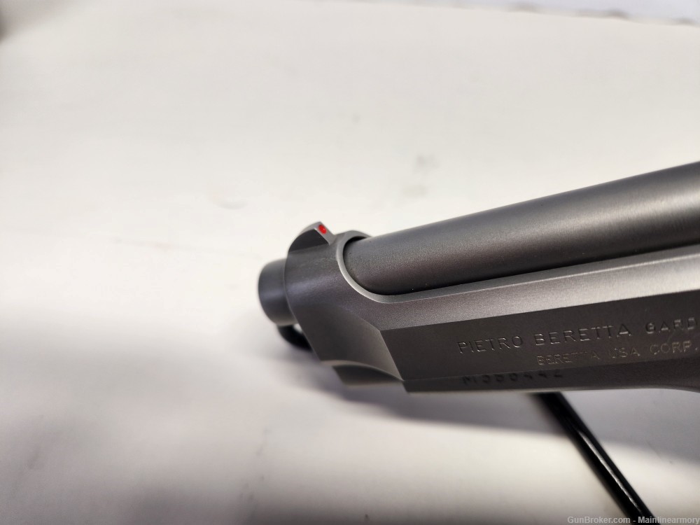 Beretta 92FS Inox | 9mm | Lightly Fired -img-1