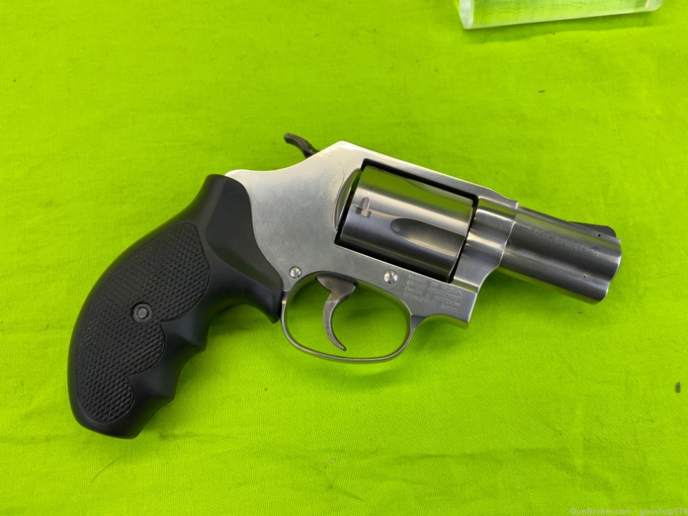 Smith And Wesson 60 -14 J Frame 357 Magnum Stainless SS Concealed Carry 38 -img-8
