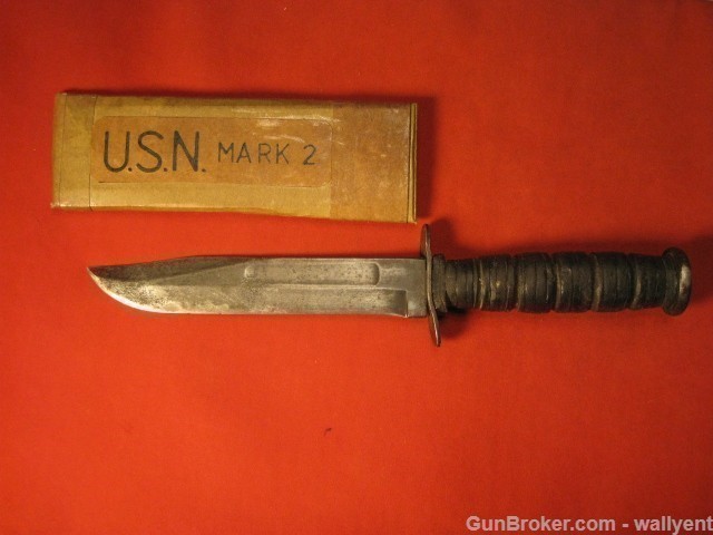 U.S.N. Mark 2 Camillus N.Y. Military Knife WWII Straight USN-img-10