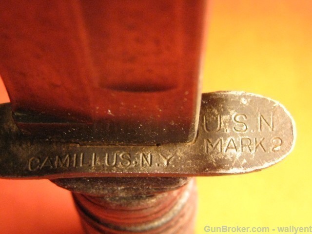 U.S.N. Mark 2 Camillus N.Y. Military Knife WWII Straight USN-img-3