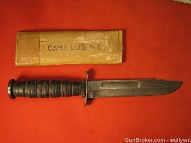 U.S.N. Mark 2 Camillus N.Y. Military Knife WWII Straight USN-img-0