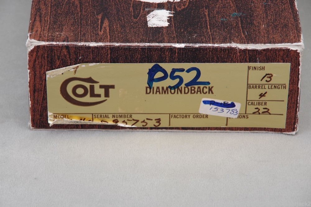 1976 Colt Diamondback .22LR 4'' Blue with Original Box & Papers 99%+-img-2