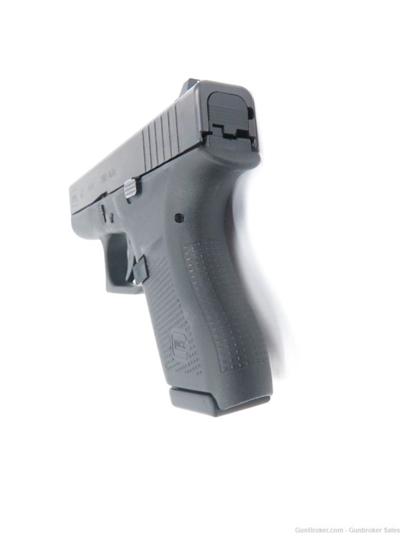 Glock 42 .380 ACP 3.25" Semi-Automatic Pistol w/ 2 Magazines & Hard Case-img-5