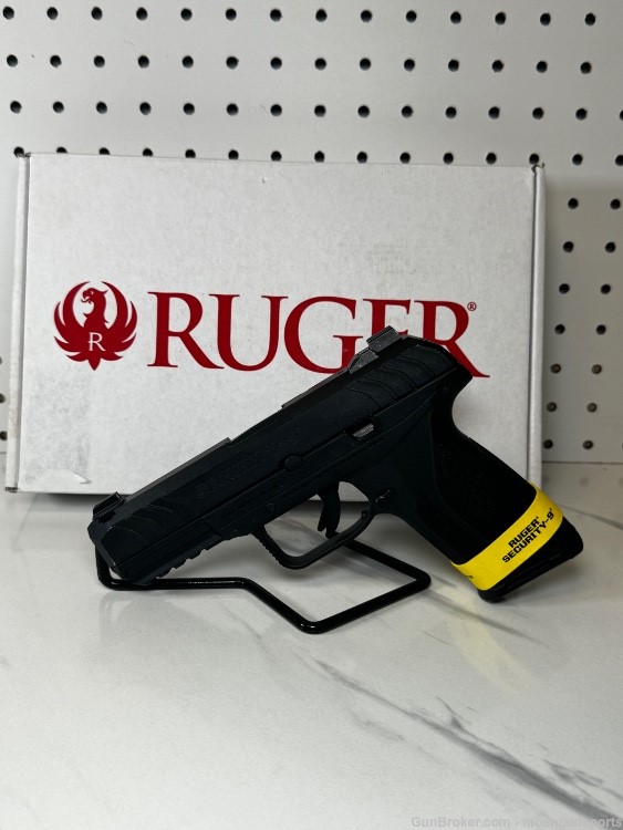 Ruger Security 9 Pro 9mm 3 Mags Night Sights 03825 No Reserve NR-img-0