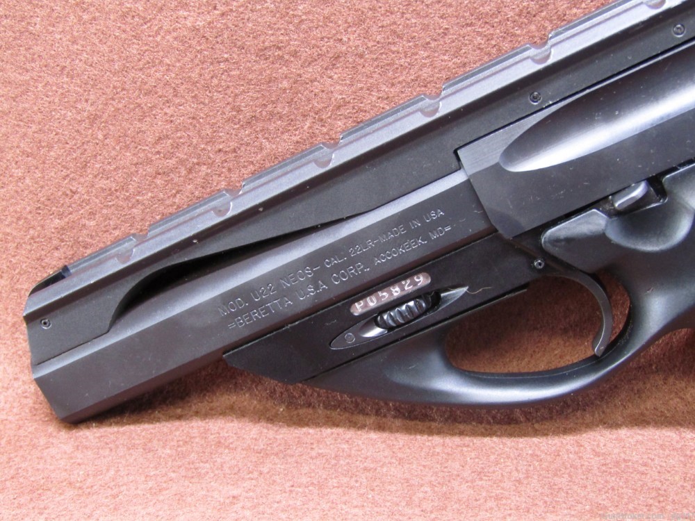 Beretta U22 Neos 22 LR Semi Auto Pistol Ambi Safety 2x 10 RD Mags Like New-img-11