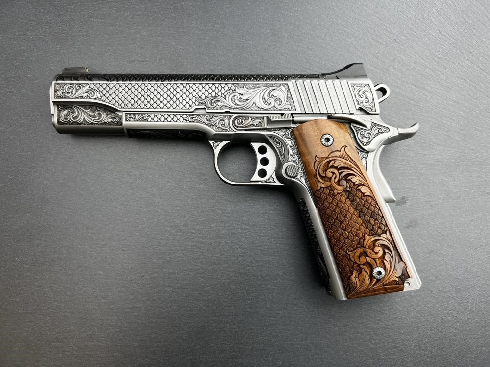 FACTORY 2ND - Kimber 1911 Custom Engraved Royal Fish Scale Altamont .45ACP-img-0