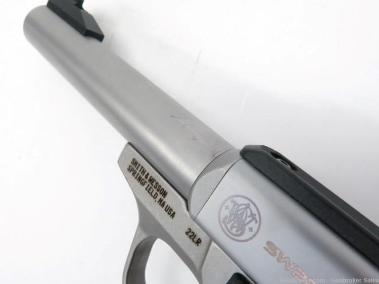 Smith & Wesson SW22 Victory 22LR 5.5" Semi-Automatic Pistol w/ 2 Magazines-img-4