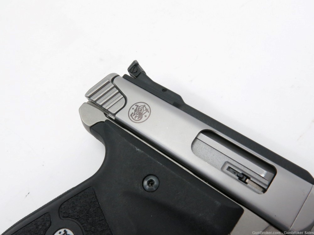 Smith & Wesson SW22 Victory 22LR 5.5" Semi-Automatic Pistol w/ 2 Magazines-img-18