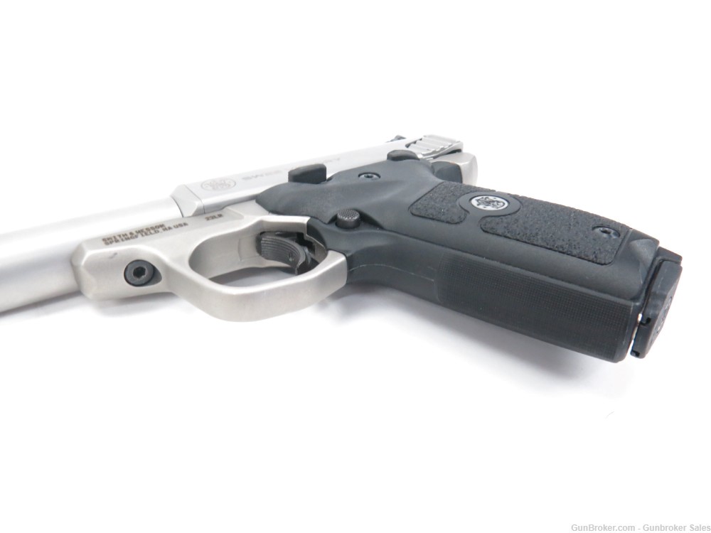 Smith & Wesson SW22 Victory 22LR 5.5" Semi-Automatic Pistol w/ 2 Magazines-img-6
