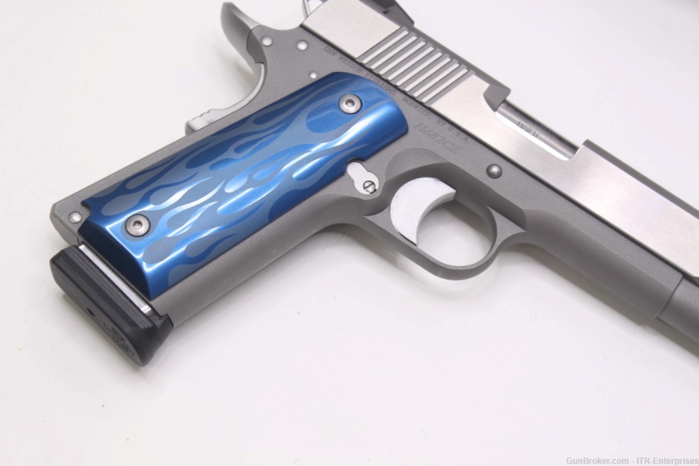 Dan Wesson Heritage 1911 .45 acp w/ case and extra magazine-img-8