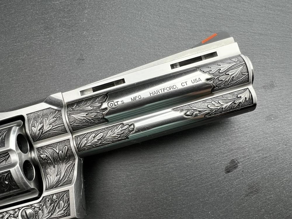 FACTORY 2ND - Colt Python ENGRAVED Whitetail Woodsman AA by Altamont 4.25"-img-5