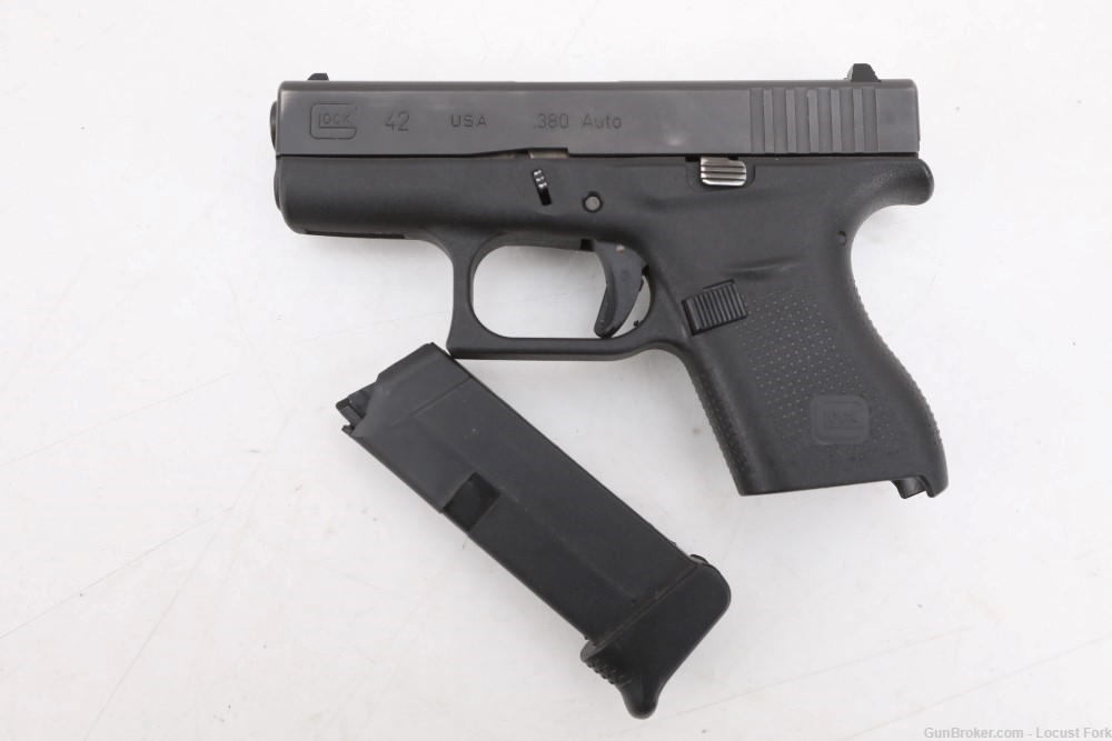 Glock 42 380 ACP 3.75" Black Pocket Size GREAT CONDITION No Reserve! -img-0