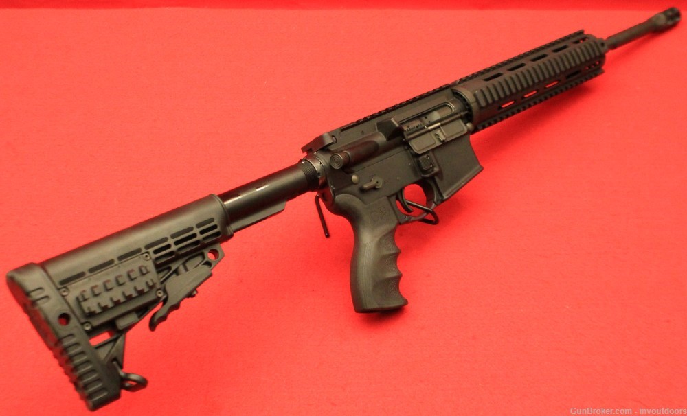 Rock River LAR-15 5.56 16"-barrel semi-auto rifle.-img-2