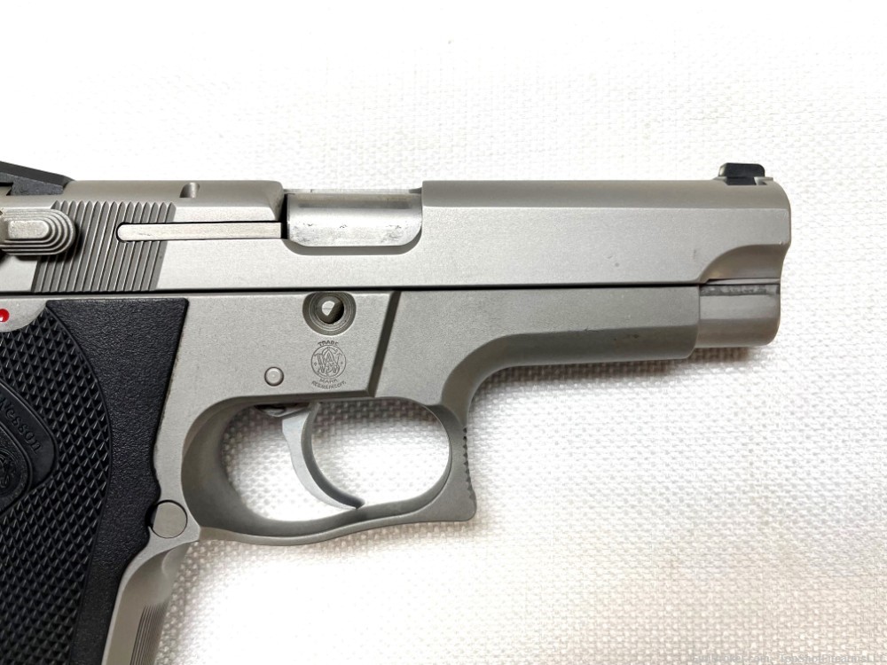 Smith and Wesson 5906 9mm -img-7