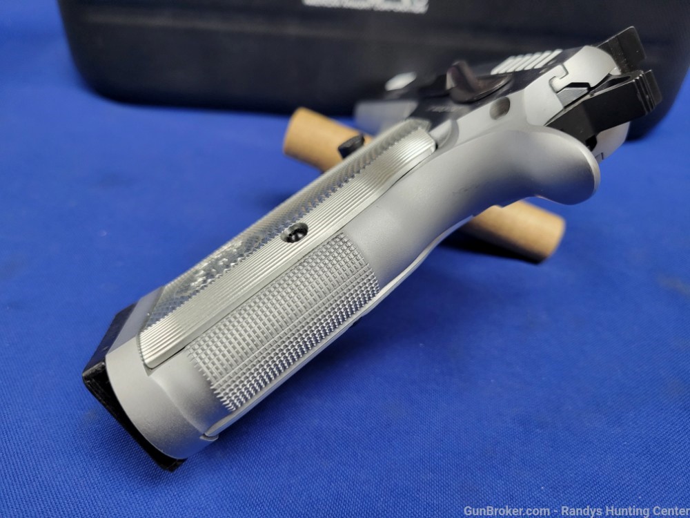 EAA Tangfolio Witness Stock II 9mm Semi-Auto Steel Frame Pistol-img-11