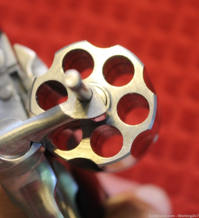 Colt Magnum Carry .357 Magnum caliber revolver 1998 manufacture-img-10