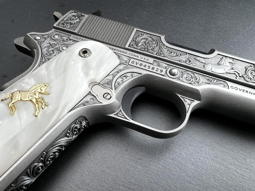 FACTORY 2ND - Colt 1911 38 Super Engraved Master Scroll Rampant by Altamont-img-11