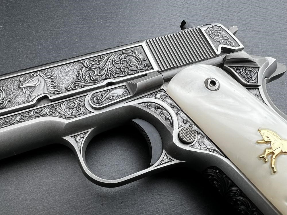 FACTORY 2ND - Colt 1911 38 Super Engraved Master Scroll Rampant by Altamont-img-5