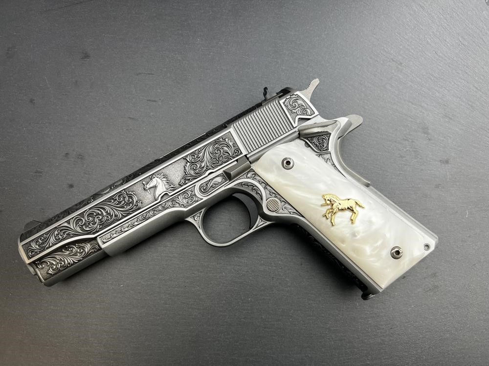 FACTORY 2ND - Colt 1911 38 Super Engraved Master Scroll Rampant by Altamont-img-17