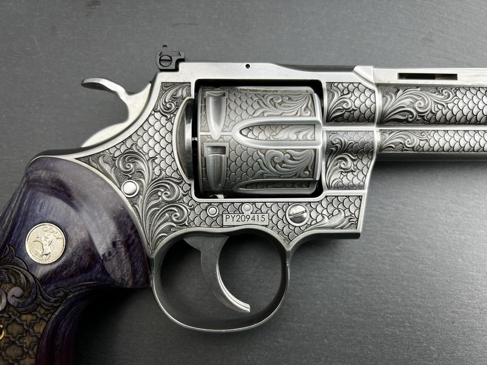 FACTORY 2ND - Colt Python ENGRAVED Royal Snake Scale by Altamont 6"-img-6