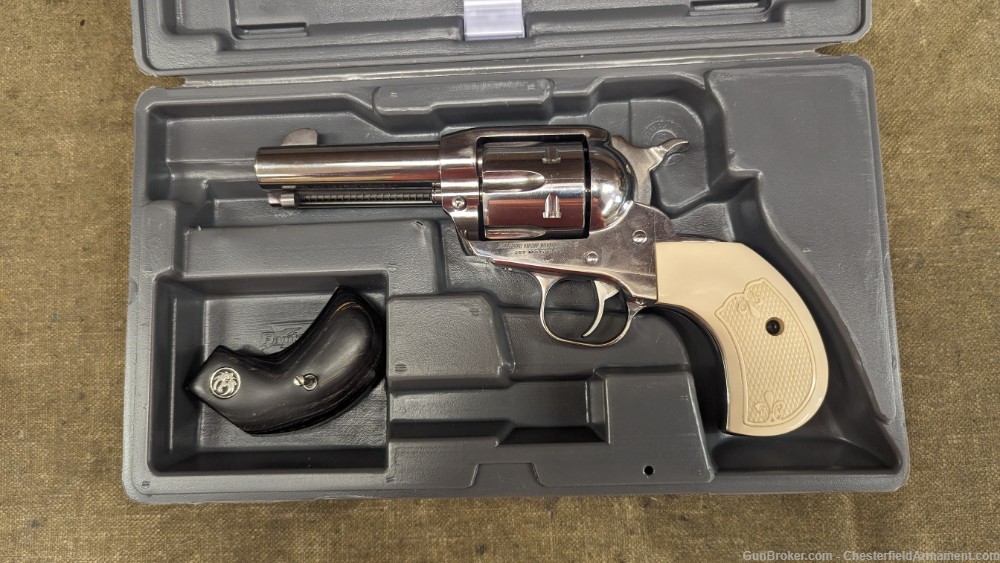 Ruger New Vaquero .357 birdshead grip, 3.75" bbl, stainless -img-18