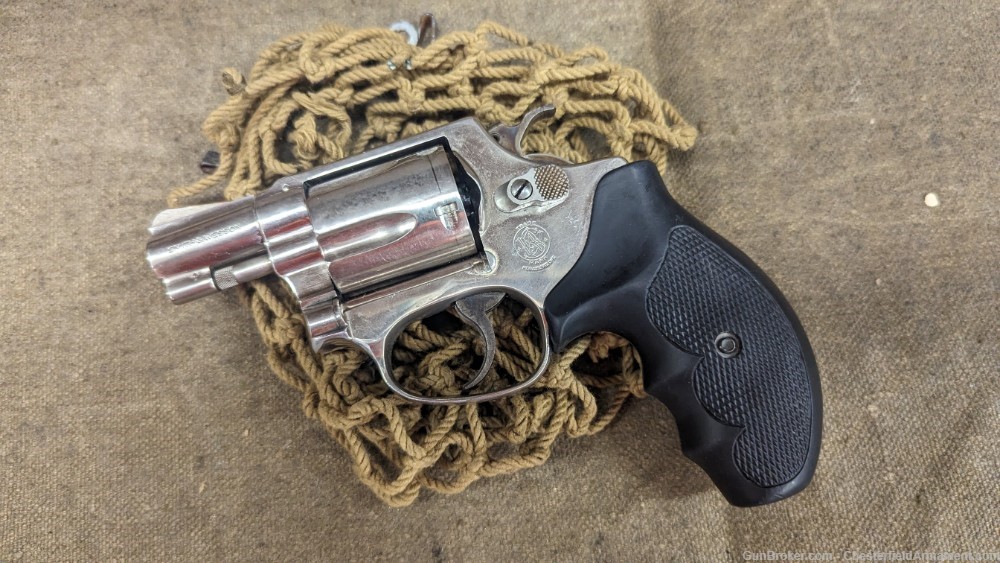 Smith & Wesson 37 Airweight, nickel 38 Spl-img-1