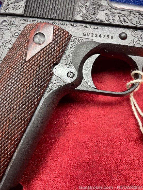 NIB Colt 1911 Government 45acp Incredible Engraved (John Wayne The Duke)!-img-11