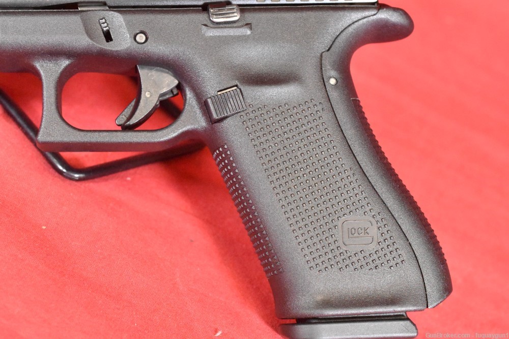 Glock 22 Gen 5 40 S&W 4.5" G22 Beavertail Duty Pistol 22-22-img-7