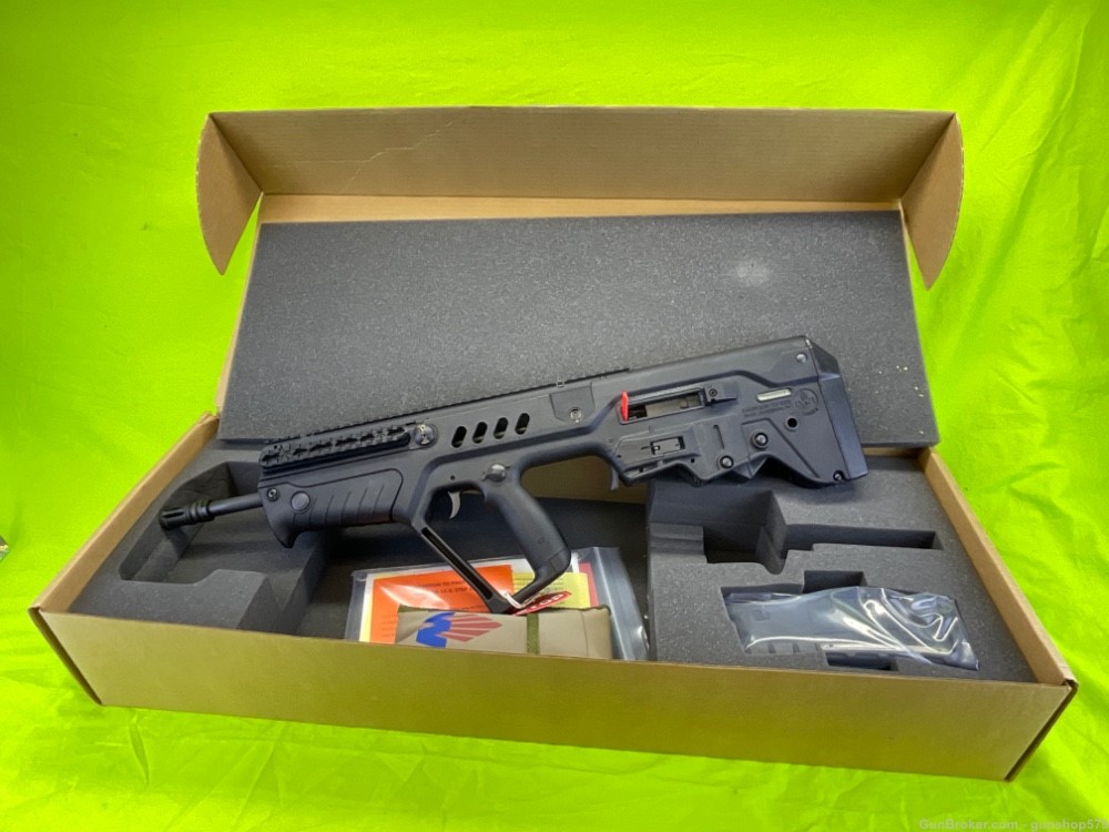 Rare UNFIRED IWI TAVOR 5.56 NATO CARBINE SERIAL #8 COLLECTOR LEFT HANDED -img-0