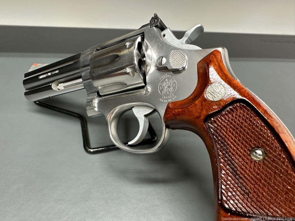 SMITH & WESSON 686-1 *PRE-LOCK* POLISHED STAINLESS 357 MAG 4" GORGEOUS-img-4