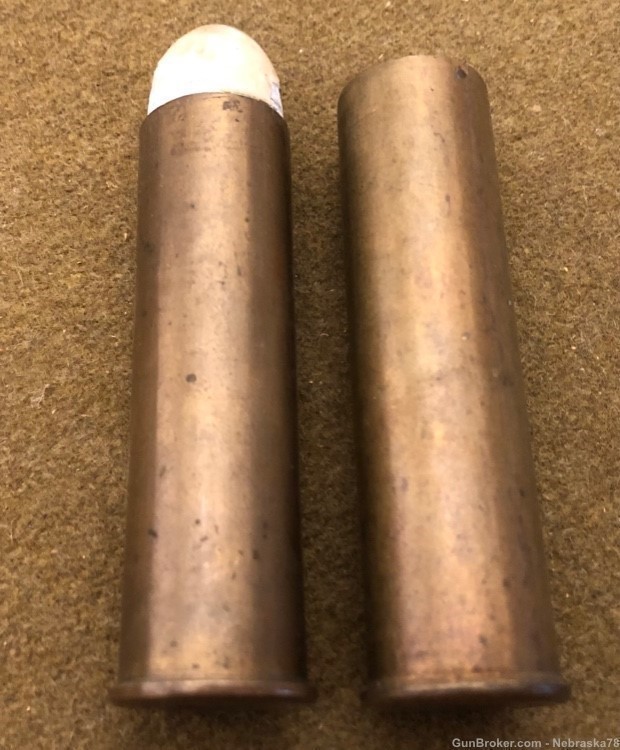 Ultra rare Holland and Holland 8 bore paradox rifle rounds 1 Loaded 1 case -img-0