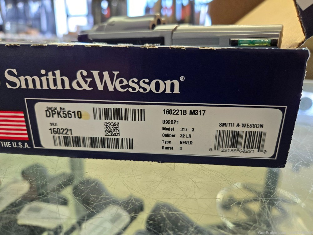 Smith & Wesson 317 Kit Gun Silver 22 LR 3in 8 Shot-img-3