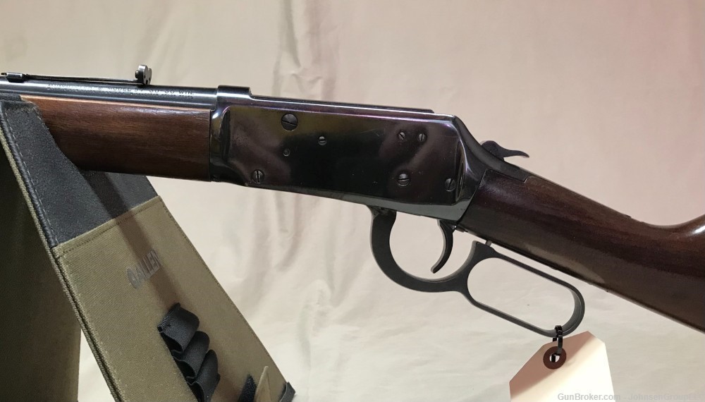1964 Winchester model 94, lever action .30-30 rifle. Collectible.-img-2