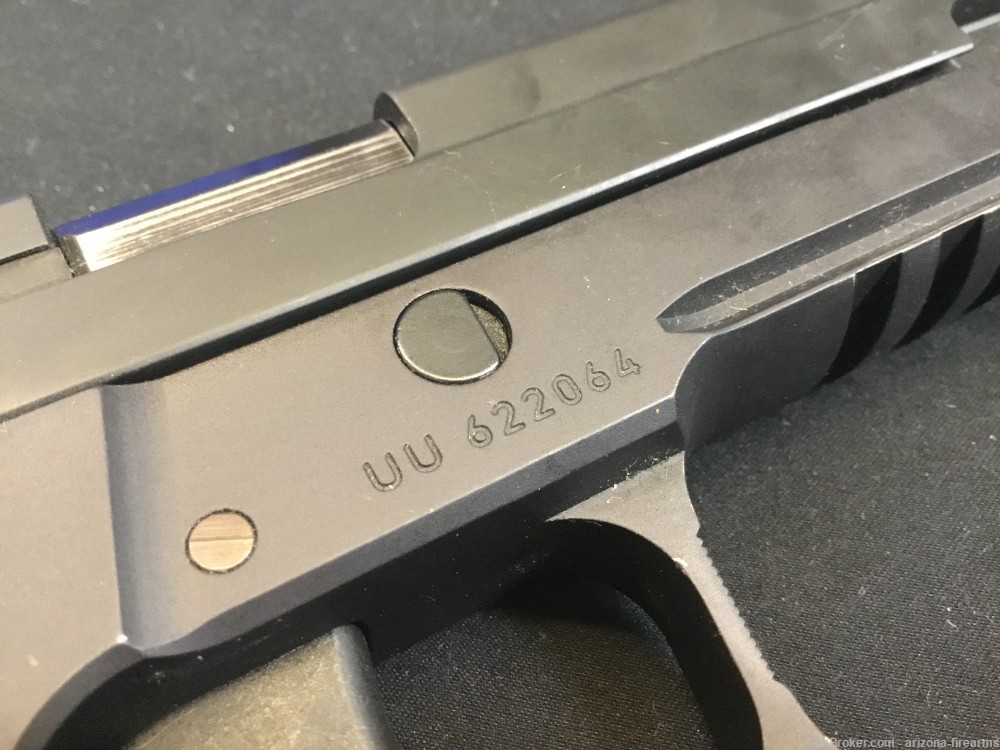 Sig Sauer P226 DAK SemiAuto Handgun 9mm w, Box 2x15 Mags-img-14