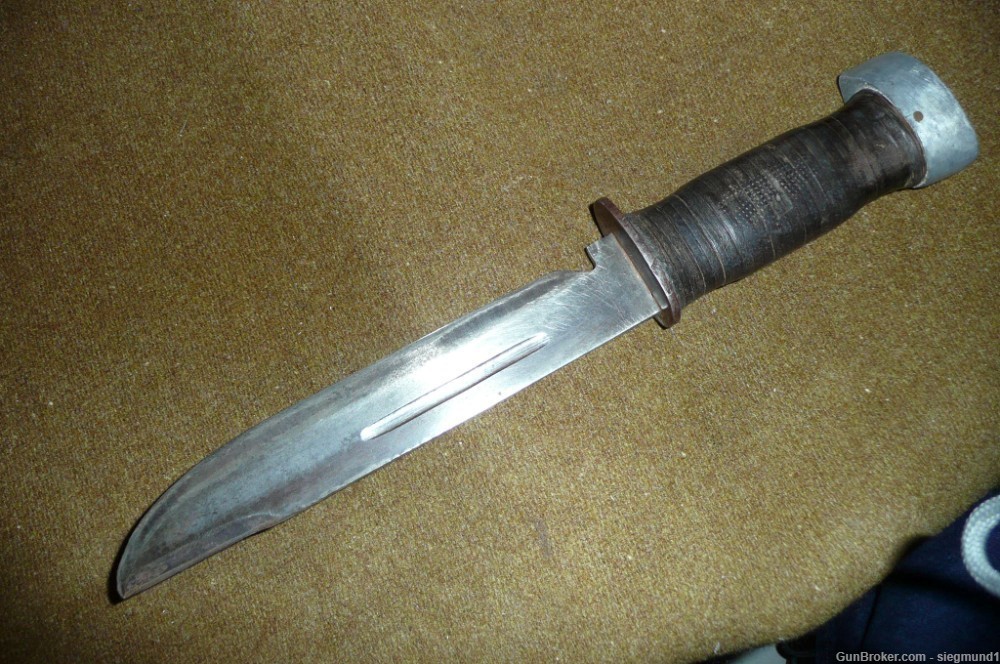 Fighting Knife, WWII era "EGW" maker with sheath-img-2