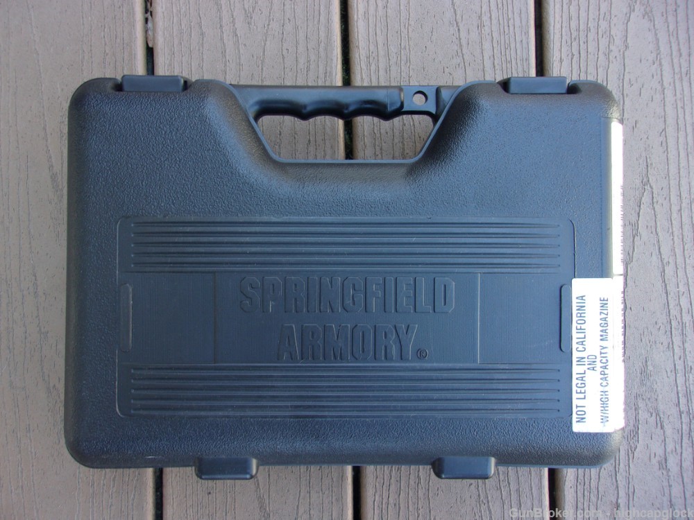 Springfield Armory XD-40 .40 S&W 4" BI TONE XD Pistol Pack & 4 mags $1START-img-21