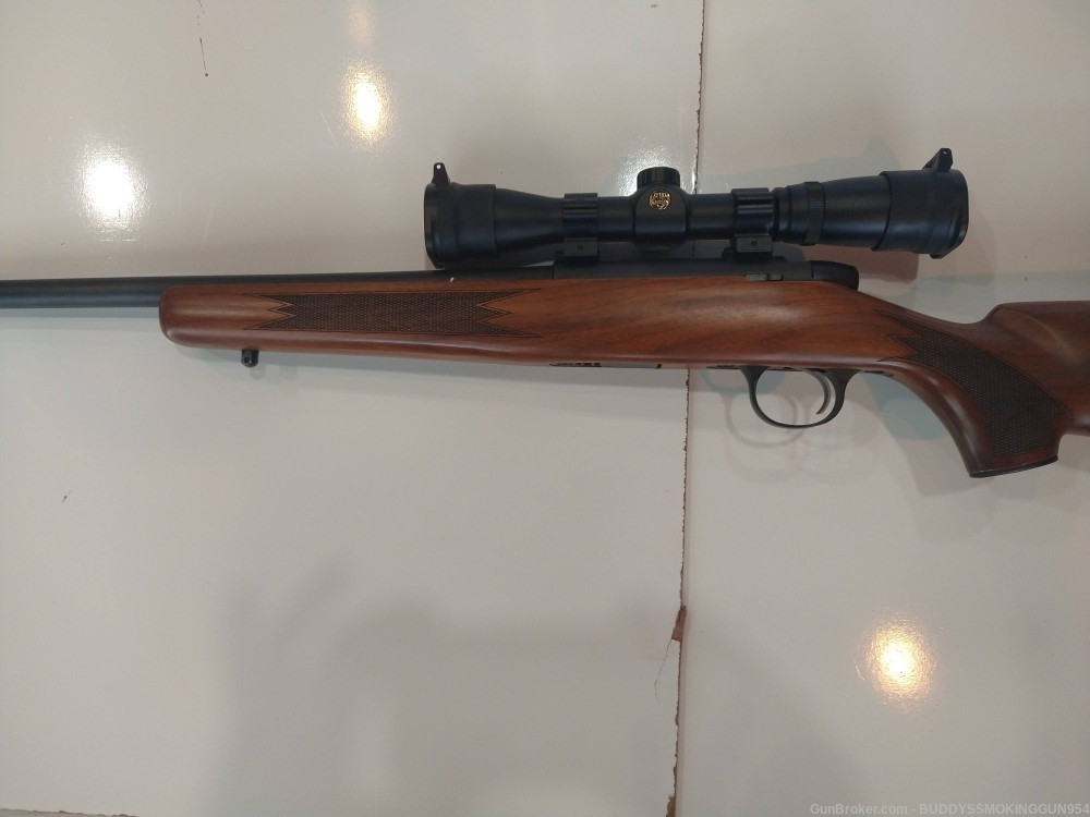 Remington Model 504 .22 LR  W/ Pine Ridge Scope 4x32-img-6