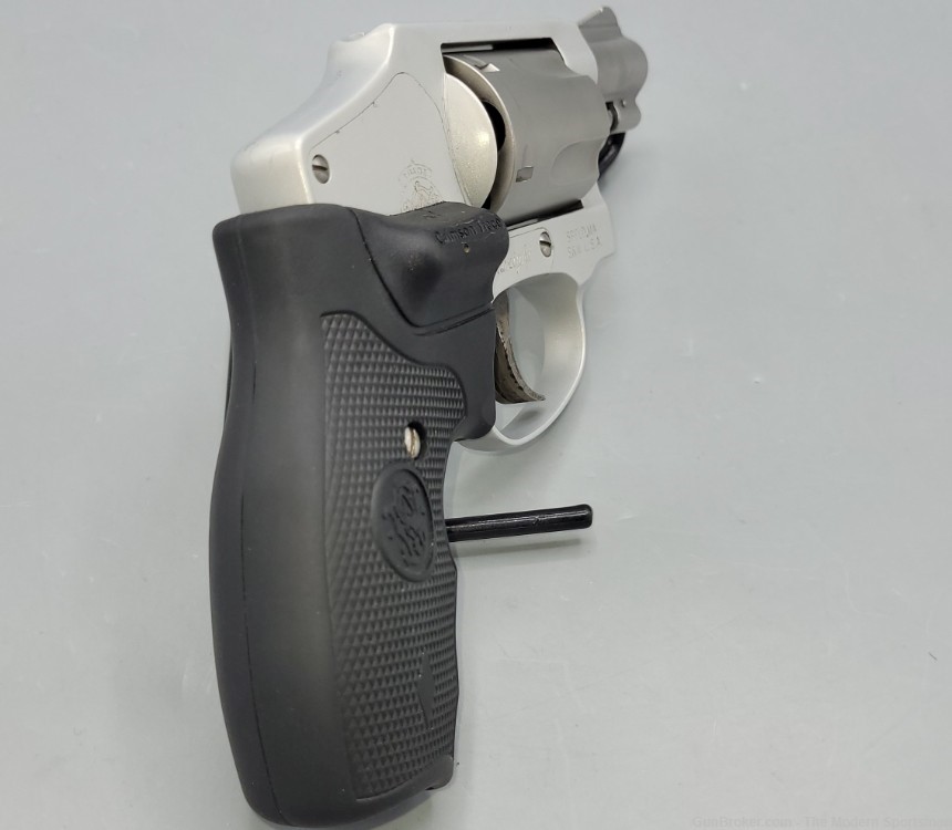 Smith & Wesson Model 642 Airweight .38 S&W SPL. +P 1.88" Crimson Trace DAO-img-2