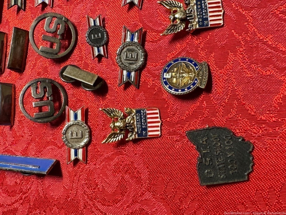 Lot of US Military Army Navy Marine WW2$ Later Sterling Silver badges-img-1