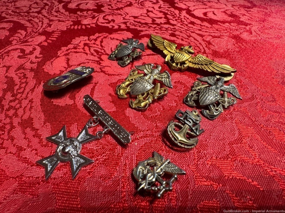 WW2 US Military Navy Marine 10k Gold and Sterling silver badges-img-2