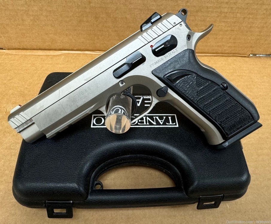 EAA Witness Semi Auto Handgun .45 ACP 4.5" Barrel 10 Rounds Steel Frame -img-2