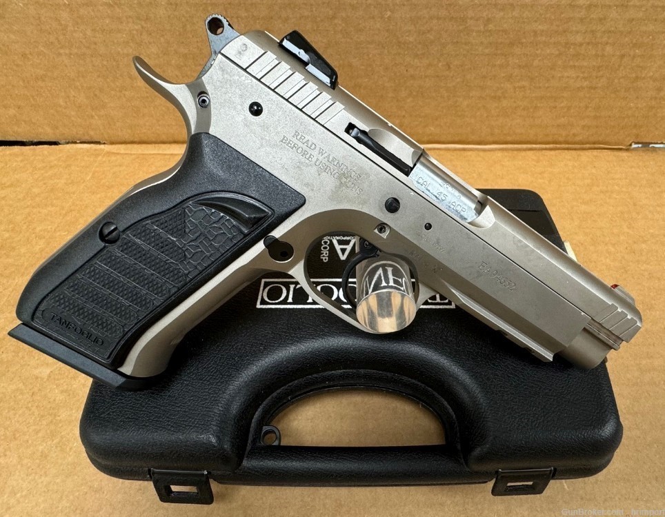 EAA Witness Semi Auto Handgun .45 ACP 4.5" Barrel 10 Rounds Steel Frame -img-4