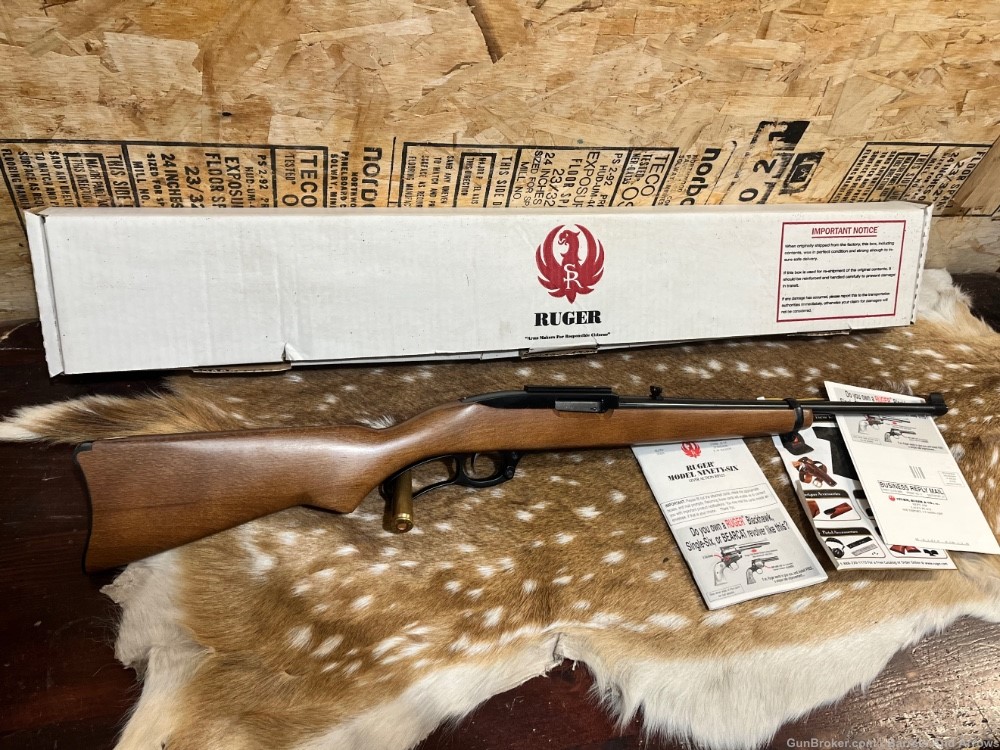 Ruger Model 96/17 17 HMR Lever Action Excellent condition In Box RARE -img-0